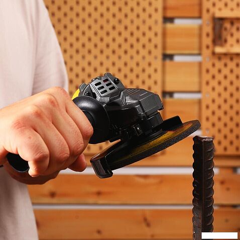 Угловая шлифмашина Deko DK900AG 086-1004