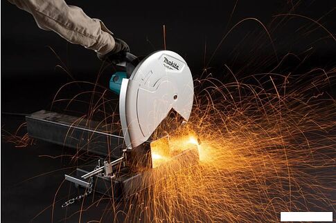Монтажная (отрезная) пила Makita M2402B