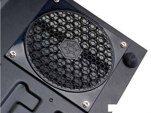 Корпус SilverStone Milo ML03 Black (SST-ML03B)