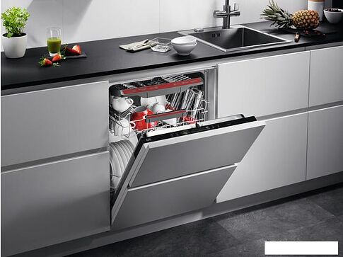Встраиваемая посудомоечная машина AEG FSK64907Z