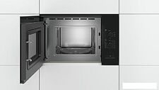 Микроволновая печь Bosch BFL520MB0