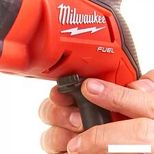 Шуруповерт для гипсокартона Milwaukee M18 FSGC-202X 4933459199 (с 2-мя АКБ, кейс) Шуруповерт для гипсокартона Milwaukee M18 FSGC-202X 4933459199 (с 2-мя АКБ, кейс)