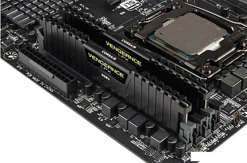 Оперативная память Corsair Vengeance LPX 2x16ГБ DDR4 3600 МГц CMK32GX4M2D3600C18