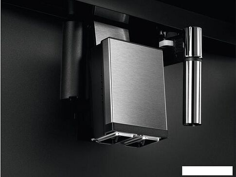 Кофемашина Electrolux KBC85X