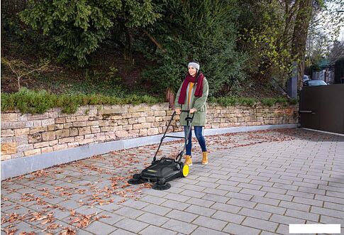 Подметальная машина Karcher S 4 Twin Plus 1.766-363.0