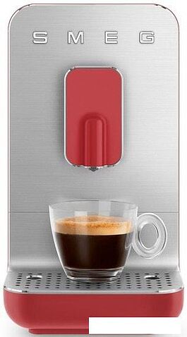 Эспрессо кофемашина Smeg BCC01RDMEU