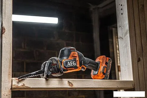 Сабельная пила AEG Powertools BUS18SBL-0 4935479662 (без АКБ)