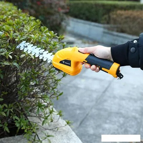 Кусторез + ножницы Deko DKGS8 063-4472 (с АКБ)