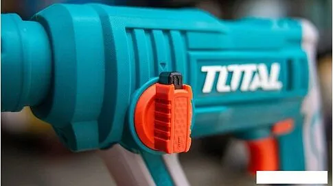 Перфоратор Total TRHLI1601