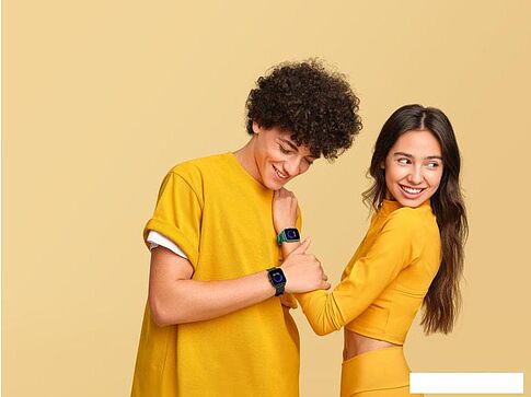 Умные часы Amazfit Bip U Pro (зеленый)