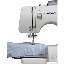 Электромеханическая швейная машина Jaguar FS 8400