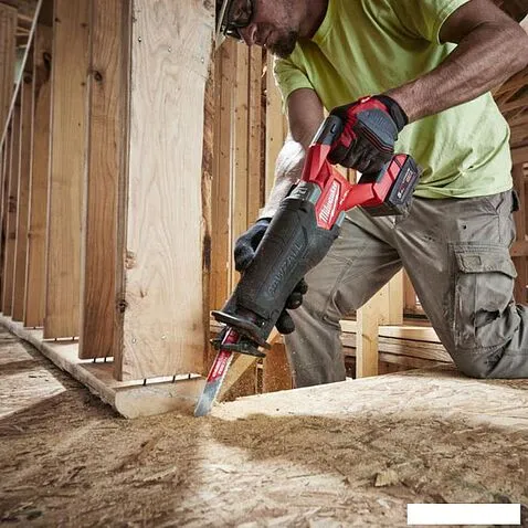 Сабельная пила Milwaukee M18 FSZ100P 4933498242 (с 2-мя АКБ, кейс)