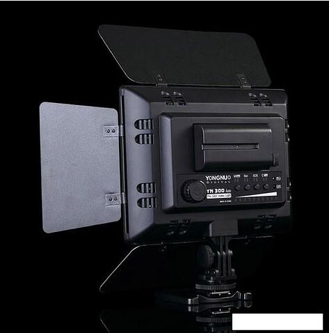Лампа Yongnuo YN-300 II