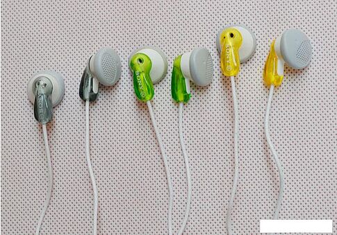 Наушники Sony MDR-E9LP (черный)