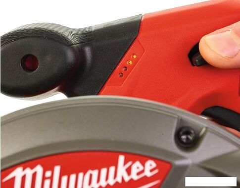 Дисковая (циркулярная) пила Milwaukee M12 CCS44-0 FUEL 4933448225 (без АКБ)