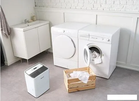 Осушитель воздуха Hisense Air Go Pro DH-12S4GLU00