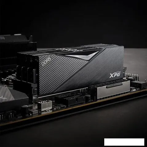 Оперативная память ADATA XPG Lancer 16ГБ DDR5 5200 МГц AX5U5200C3816G-CLABK