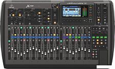 Микшерный пульт Behringer X32