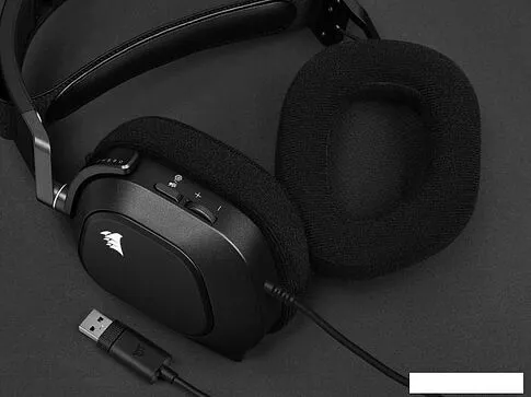 Наушники Corsair HS80 RGB USB (карбон)