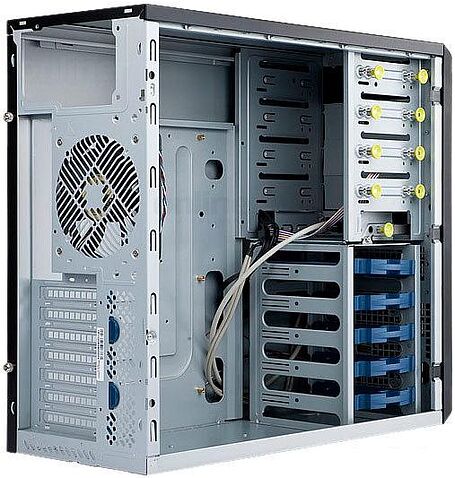 Корпус In Win PE689 Black 600W