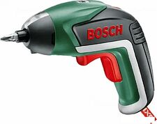 Электроотвертка Bosch IXO V 06039a8000 (набор оснастки) Электроотвертка Bosch IXO V 06039a8000 (набор оснастки)