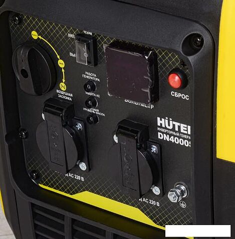 Бензиновый генератор Huter DN4000Si