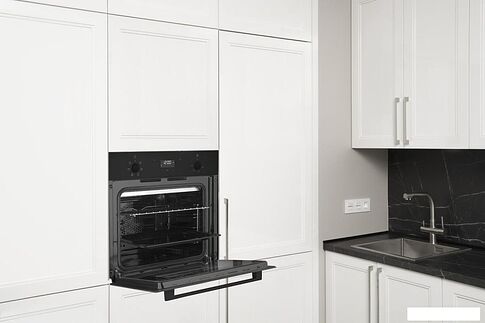 Электрический духовой шкаф Weissgauff EOV 676 SB Black Edition