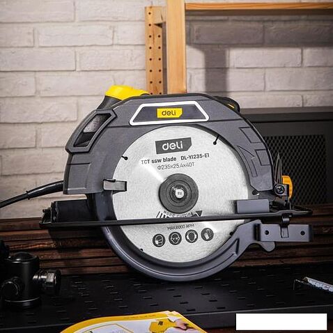 Дисковая (циркулярная) пила Deli DL-YJ235-E1 103012