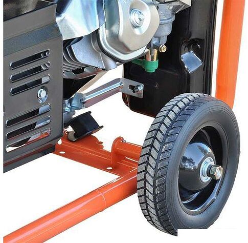 Бензиновый генератор Skiper LT9000EB-3