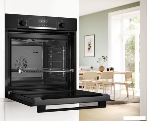 Электрический духовой шкаф Bosch Serie 6 HBG537FB4