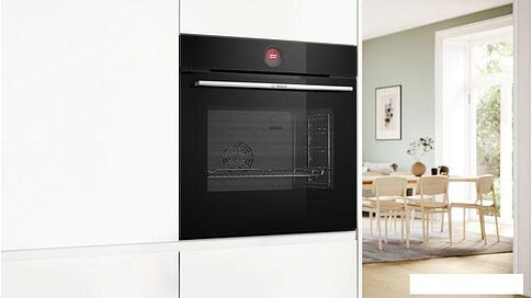 Электрический духовой шкаф Bosch Serie 8 HBG7341B2