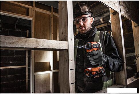 Винтоверт AEG Powertools BSS 18SBL2-0 4935480059 (без АКБ)