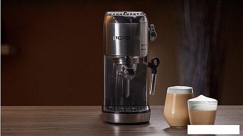 Рожковая помповая кофеварка Polaris PCM 2001AE