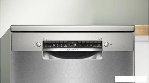 Отдельностоящая посудомоечная машина Bosch Seria 4 SMS4HVI00E