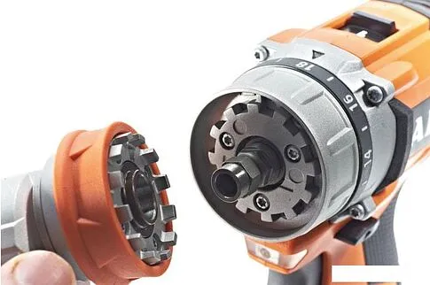 Дрель-шуруповерт AEG Powertools BBS 12 C2 LI-202C KIT1 4935446382 (с 2-мя АКБ, кейс)