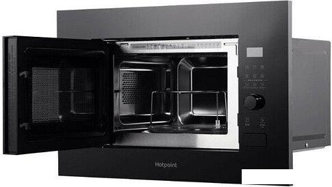 Микроволновая печь Hotpoint MF20G BL H