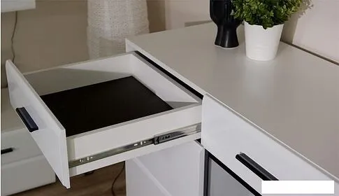 Комод Империал Йорк 2д1в2ящ (белый жемчуг-белый глянец)