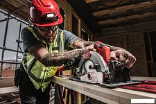 Дисковая (циркулярная) пила Milwaukee M18FCS66GR3-0 4933493491 (без АКБ)