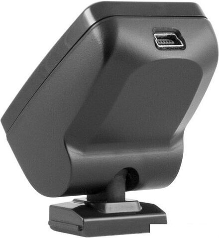 Автомобильный видеорегистратор NAVITEL R600