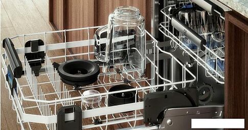 Стационарный блендер Electrolux E6TB1-4GB