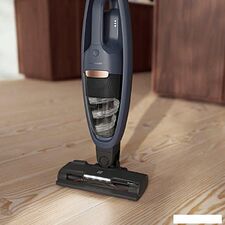 Вертикальный пылесос с влажной уборкой Electrolux ES52B25WET Вертикальный пылесос с влажной уборкой Electrolux ES52B25WET
