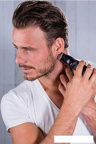 Триммер для бороды и усов Wahl Groomsman Rechargeable 9918-1416