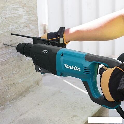 Перфоратор Makita HR2641