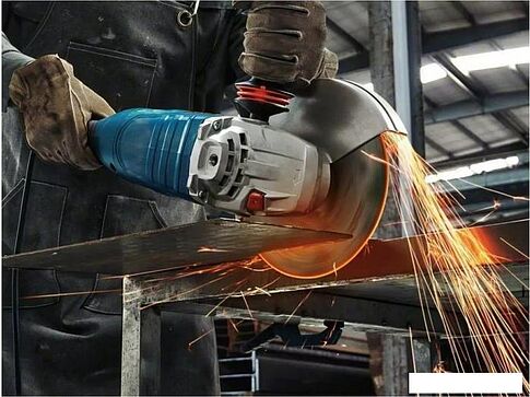 Угловая шлифмашина Bosch GWS 24-180 Professional 06018C2000