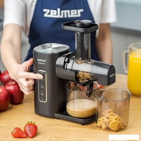 Соковыжималка Zelmer EasyJuice ZJP3900