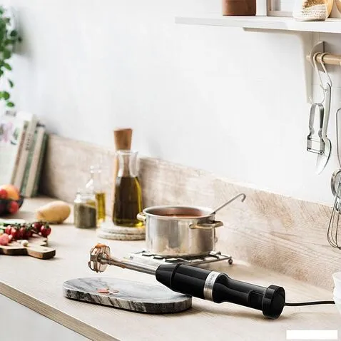 Погружной блендер KitchenAid 5KHBV83EOB