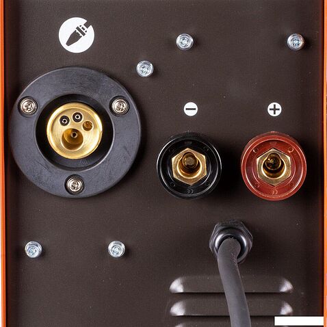 Сварочный инвертор FoxWeld Invermig 205 SYN