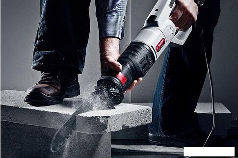 Сабельная пила Зубр ЗПС-1100 Э