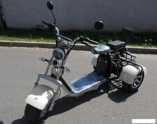 Электроскутер Yakama AP-H0003G (черный)