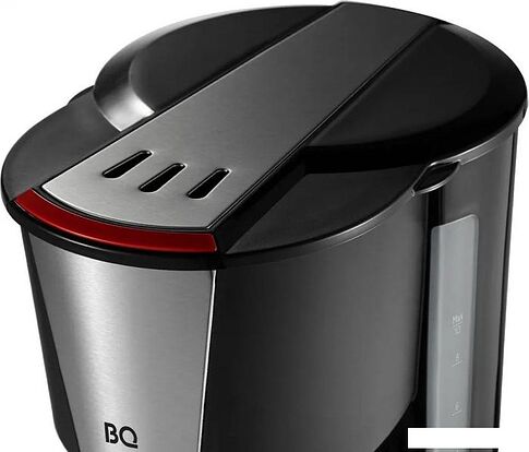 Кофеварка BQ CM1008 (красный/черный)